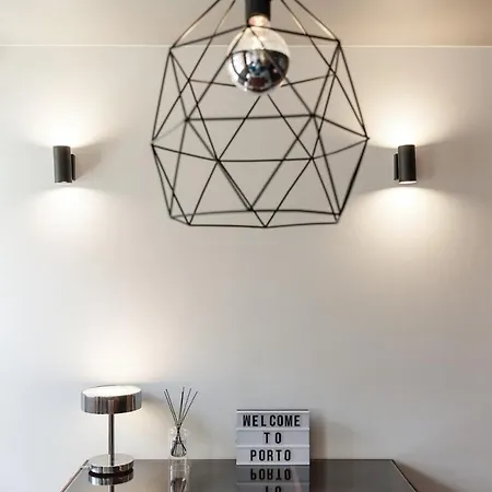 Modern Flat On Rua Flores - 4th Floor Апартаменты Порту