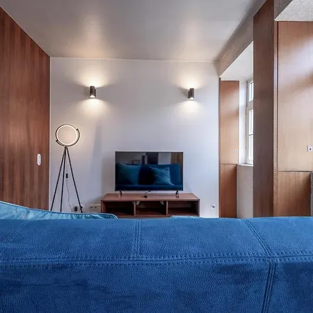 Modern Flat On Rua Flores - 4th Floor * Porto