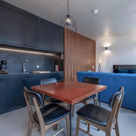 Apartment Modern Flat On Rua Flores - 4th Floor *
